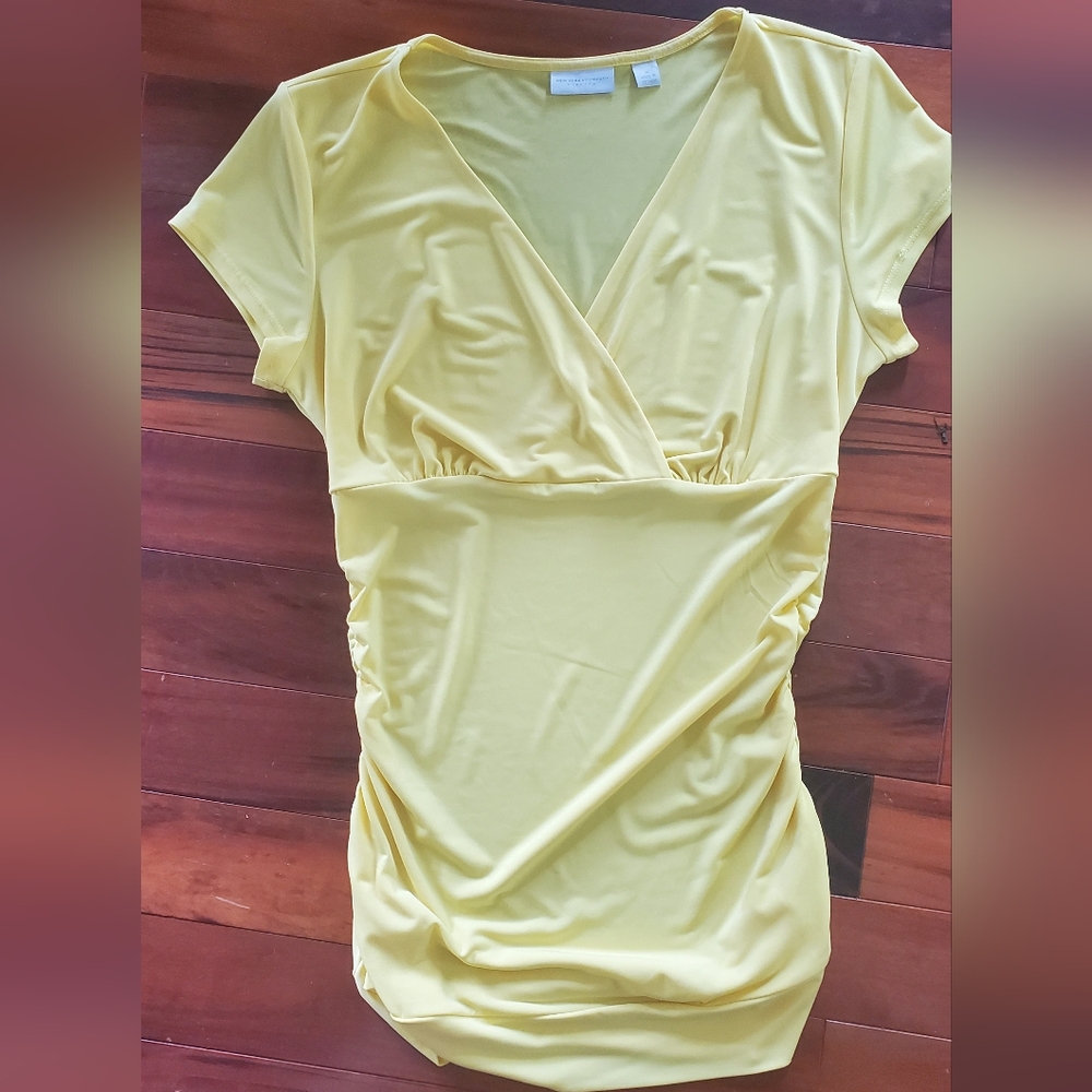 New York & Company Yellow Stretch Shirt,  Women's Sz. M